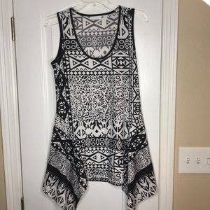 New York & Company Sleeveless blouse
